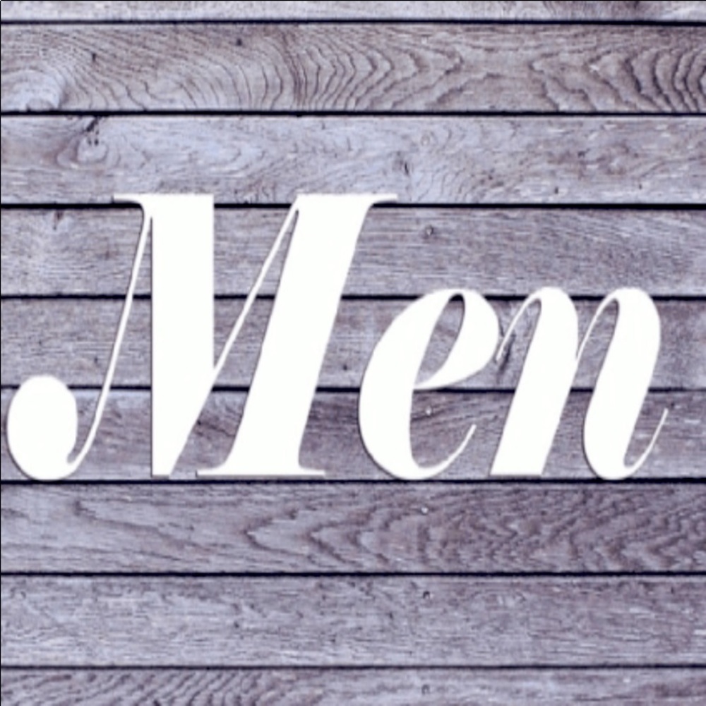 MEN’S CLOTHING